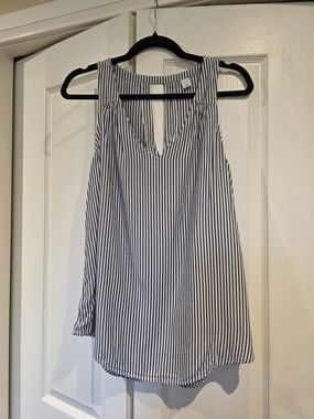 Old Navy Blue and White Striped Sleeveless V-Neck Camisole